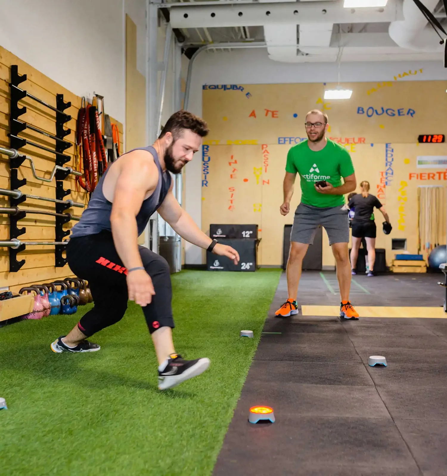Kinésiologue d'Actiforme encadrant un entraînement