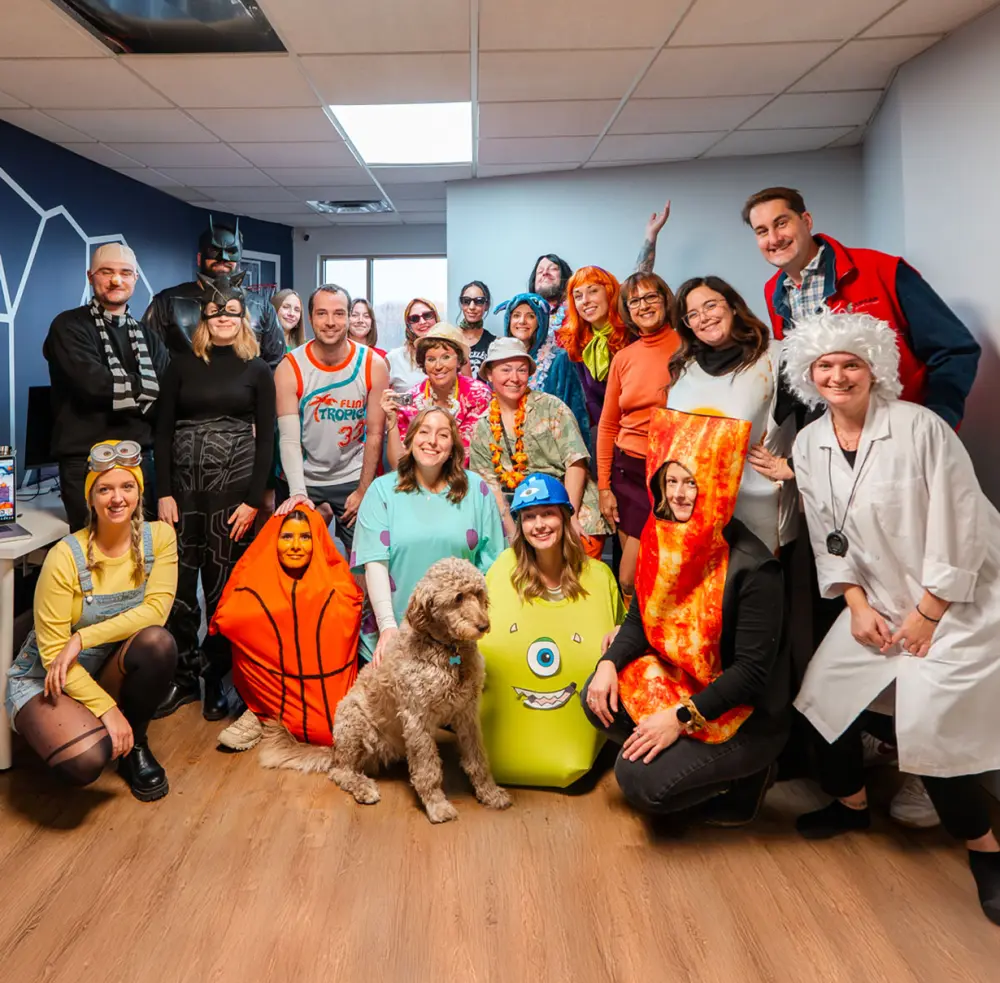 L'équipe Ursa en costumes d'Halloween